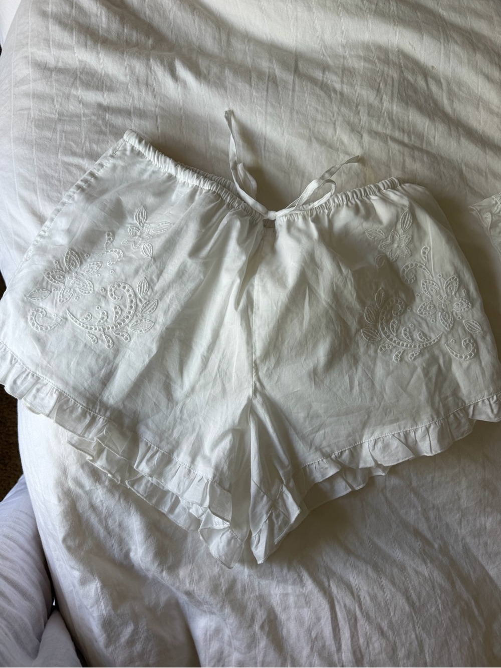 Parke x Target Cream Eyelet Ruffle Two-Piece Set - Picture 4 of 6